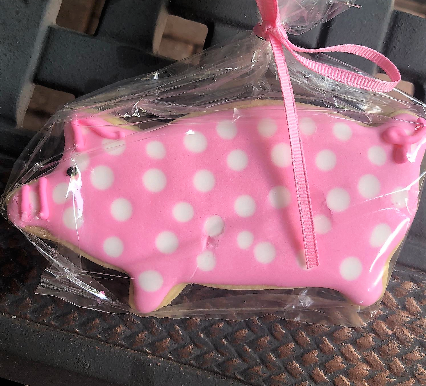 pig cookies made by SURVICE employee
